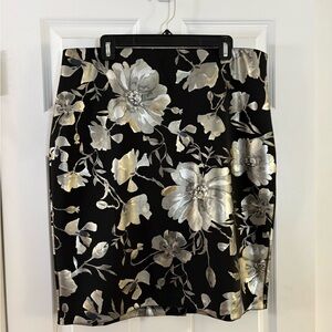 Roz & Ali Black and Silver Floral Mini Skirt